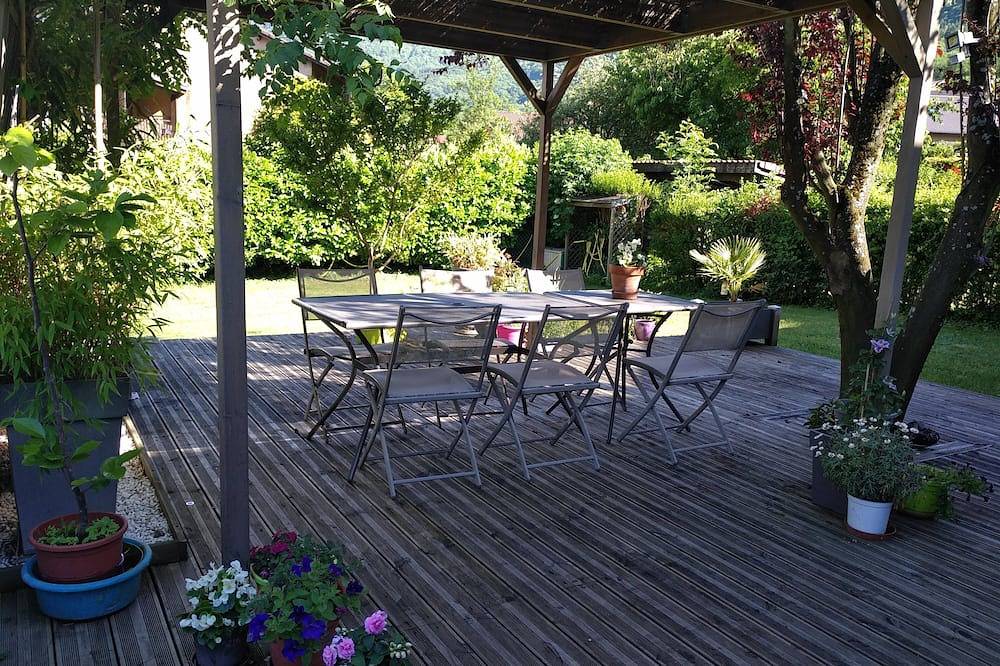 Casa entre Grenoble y las montañas Máximo de 7 a 8 personas. in Notre-Dame-de-Mésage, Vercors