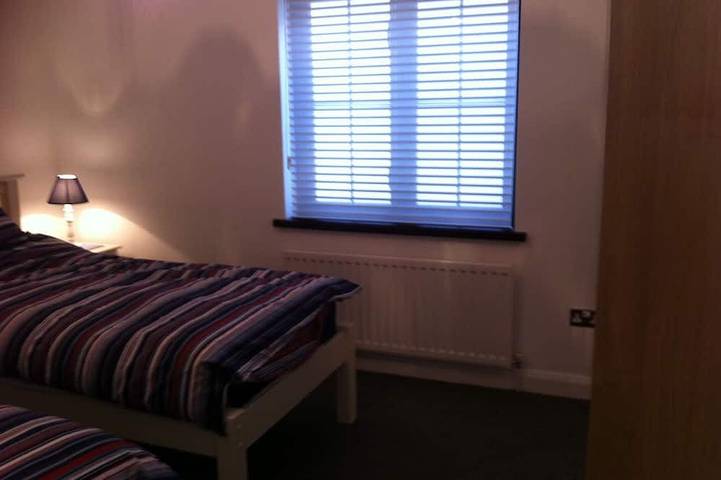 Ganze Wohnung, Panoramablick über Lough Foyle mit privater, abgeschlossener Terrasse / Wifi / Netflix / Baby in Inishowen, County Donegal