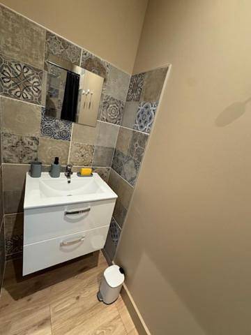 Gîte pour 3 personnes, avec vue et jardin, animaux acceptés à Dompierre-sur-Besbre - 4