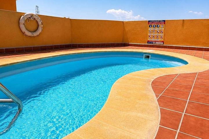 Apartamento de vacaciones para 2 personas, con piscina y balcón - 1