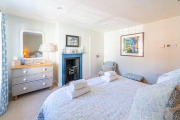 Holiday Home for 2 People in Holt, Norfolk, Photo 3