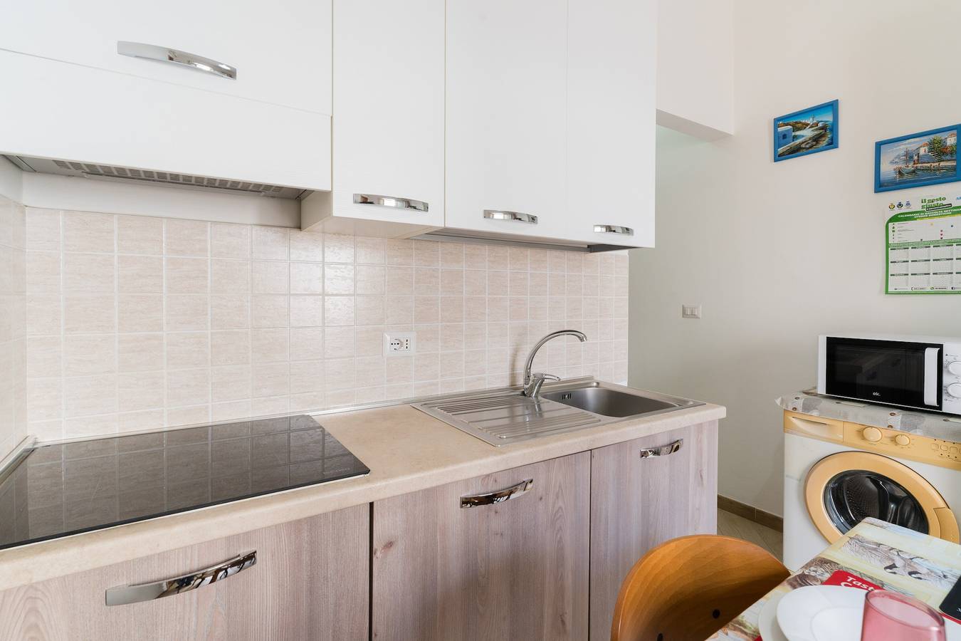 Casa Vacanze 'Lu Sule Lu Mare Lu Ientu1' con Giardino Privato, Wi-Fi e Aria Condizionata in Porto Cesareo, Golfo di Taranto