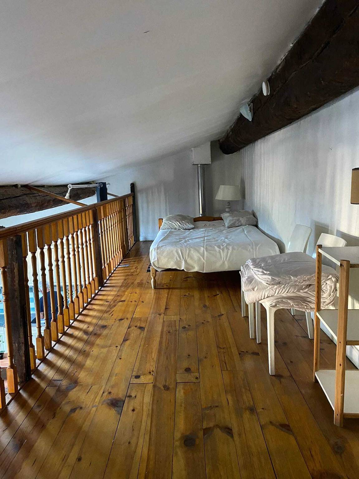 Ganzes Studio, Charmantes Haus in Ille-sur-Têt, ruhiger Garten, Klima & Kamin in Ille-sur-Têt, Prades und Umgebung