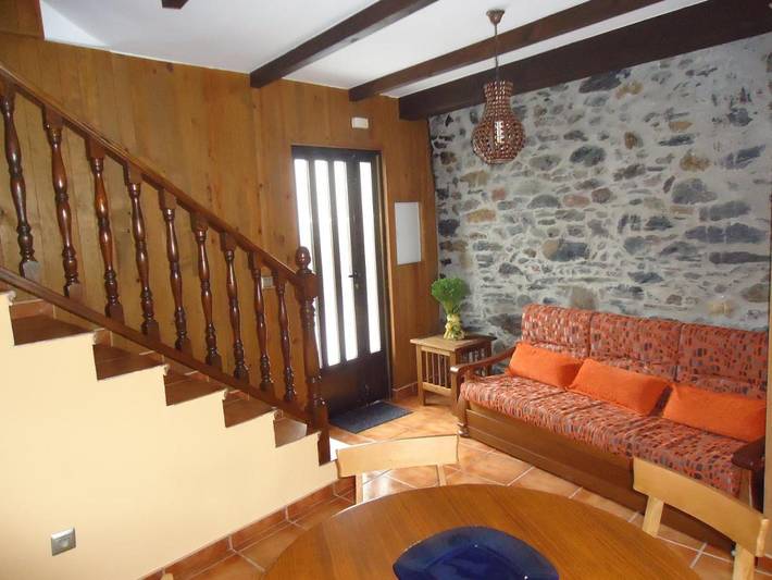 Casa rural para 4 personas, con Vistas en Ozuela - 2