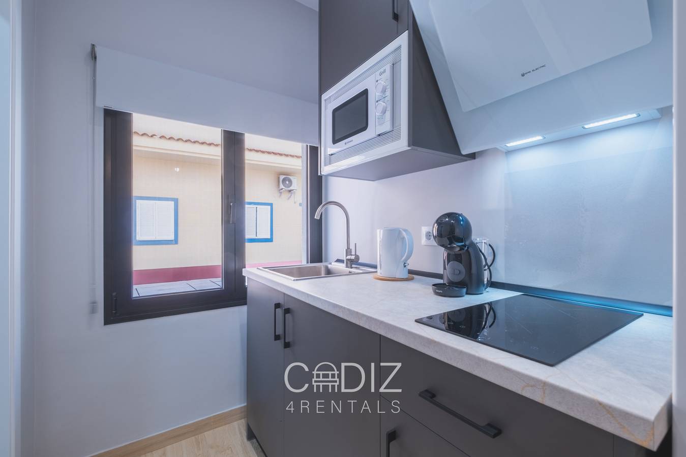 Estudio entero, Estudio Doble Economico - Coral Zahara Suites by Cadiz4Rentals in Playa Zahara de los Atunes, Barbate
