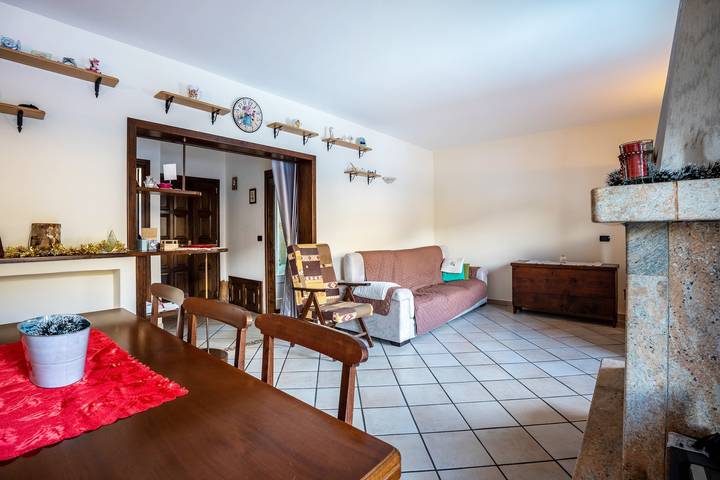 Entire apartment, Apartment 'Daniela' with Mountain View, Balcony and Wi-Fi in Comune di Druogno, Ticino Alps and Verbano