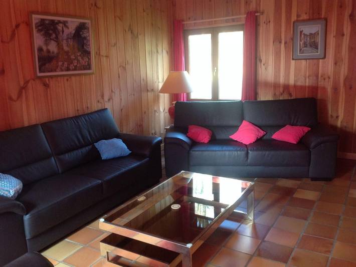 Location de vacances pour 4 personnes, avec terrasse et jardin à Ciney - 2