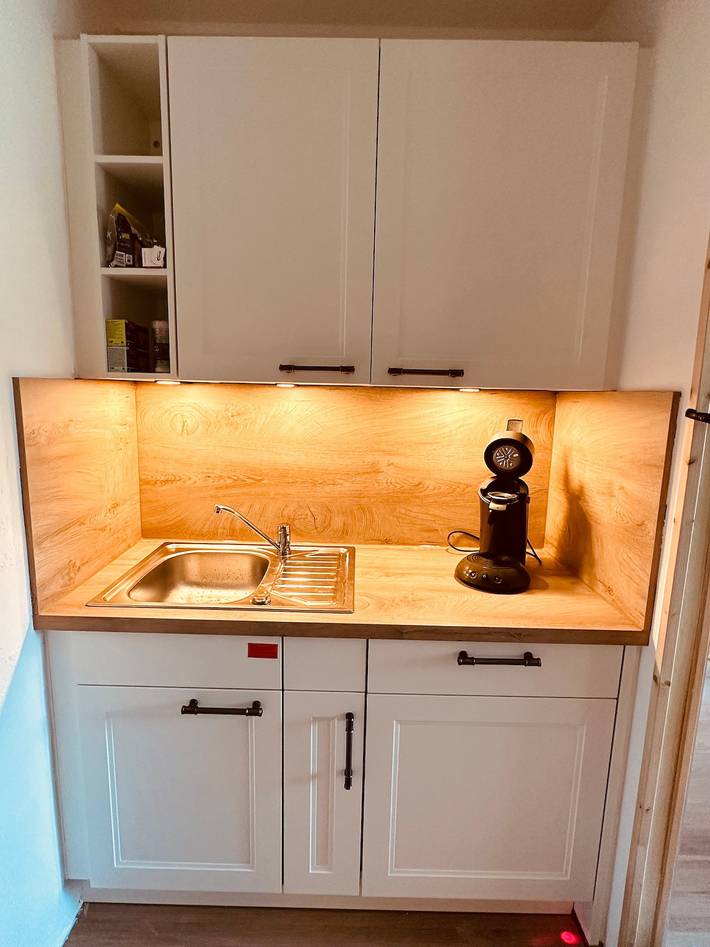 Ganze Wohnung, Apartment mit Pool, Sauna, Bergblick, Balkon und WLAN in Winterberg, Hochsauerlandkreis