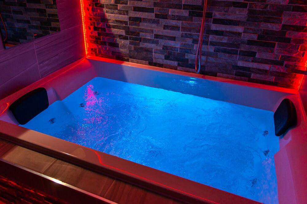 Apartamento entero, Apartamento-Ejecutivo-Baño privado externo-Jacuzzi - Apartment 1 in Bradford, Yorkshire del Oeste