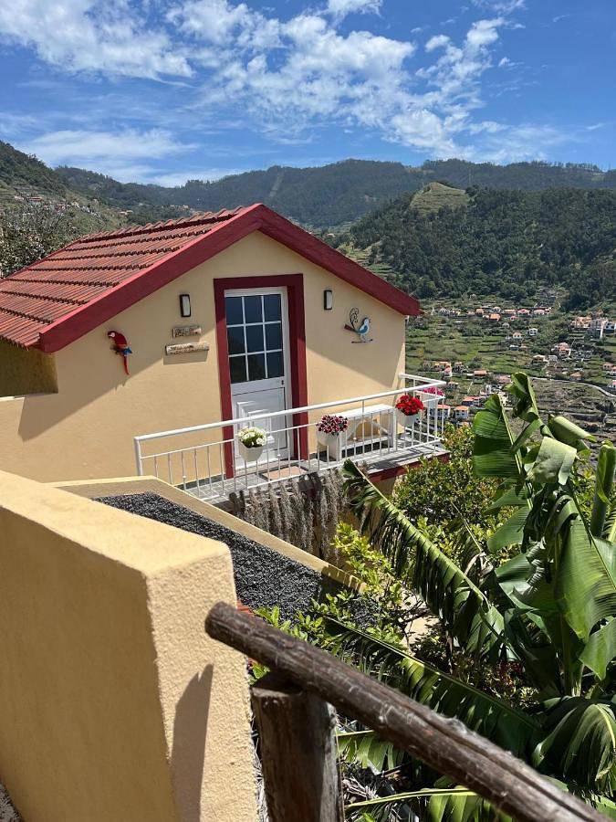 Location de vacances pour 3 personnes, avec vue et jardin dans Campanário - 2