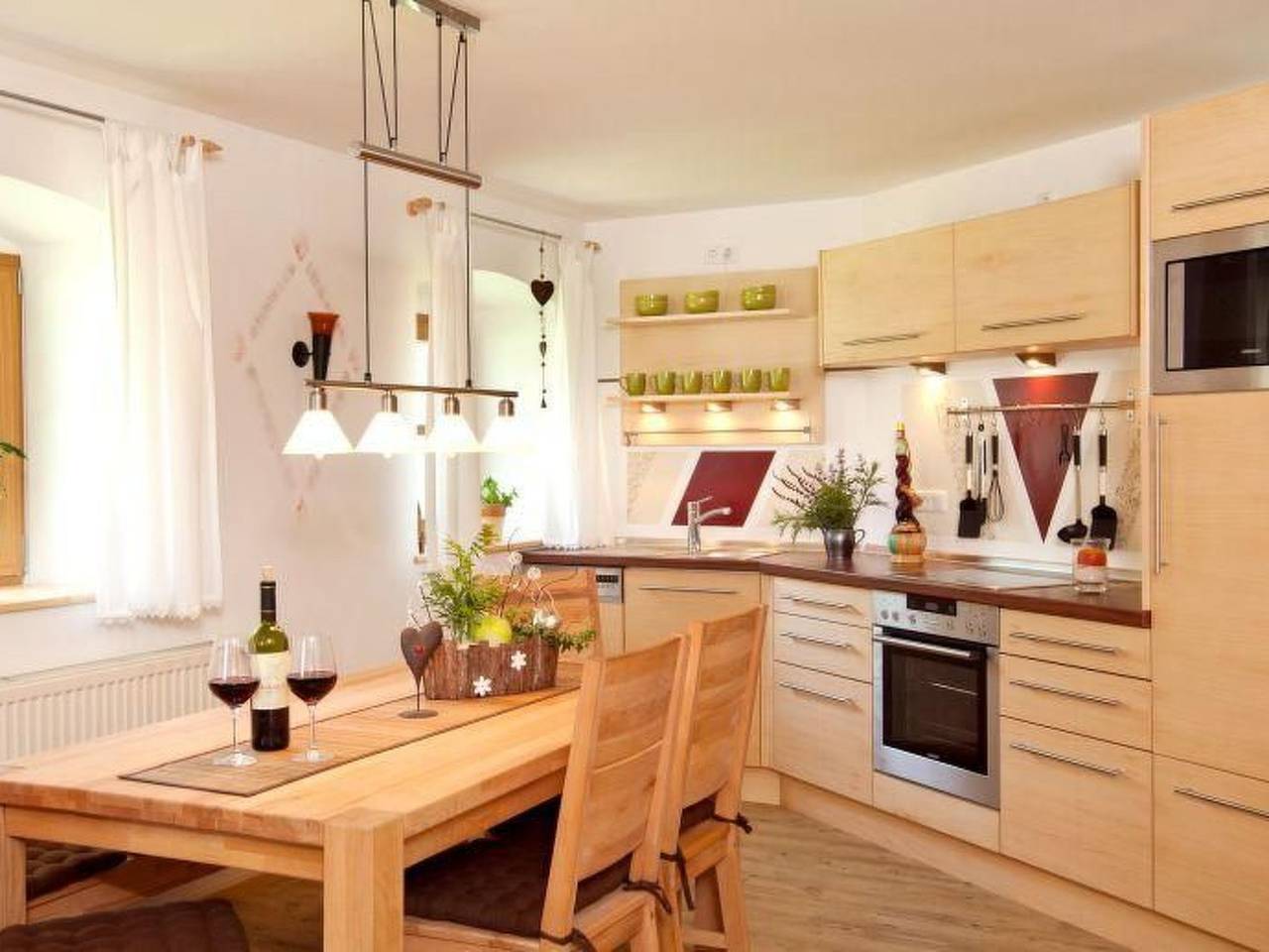 Landhaus mit Sonnenterrasse und Garten in Neureichenau, Ostbayern