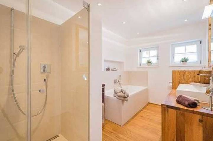 Hütte für 2 Personen, mit Terrasse und Garten, mit Haustier am Tegernsee - 4