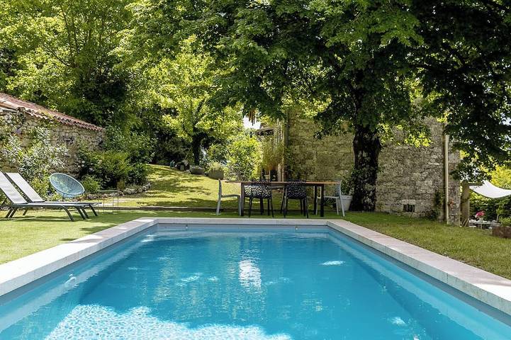 Location de vacances pour 6 personnes à Belvèze