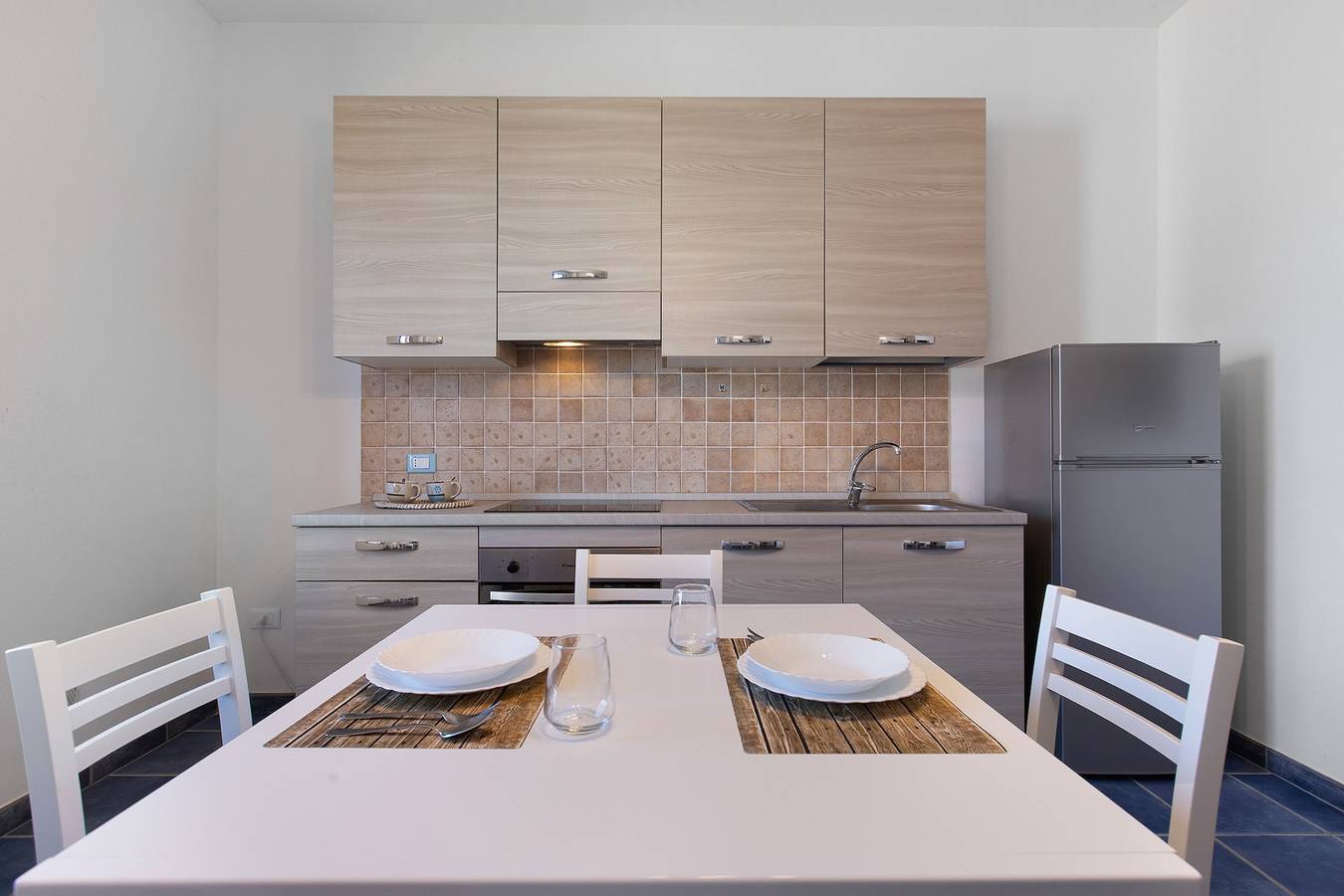 Casa Vacanze 'Bilocale Camera e Cucina' con Vista Mare, Wi-Fi e Aria Condizionata in La Ciaccia, Valledoria