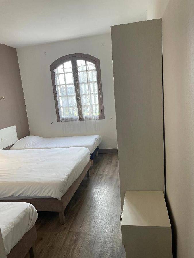 Hôtel pour 3 personnes, avec terrasse, animaux acceptés à Sainte-Nathalène - 3