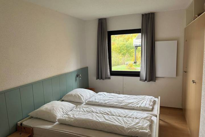 Ferienhaus Frankenau – kinder- und haustierfreundliche Erdgeschosswohnung in Frankenau, Waldecker Land