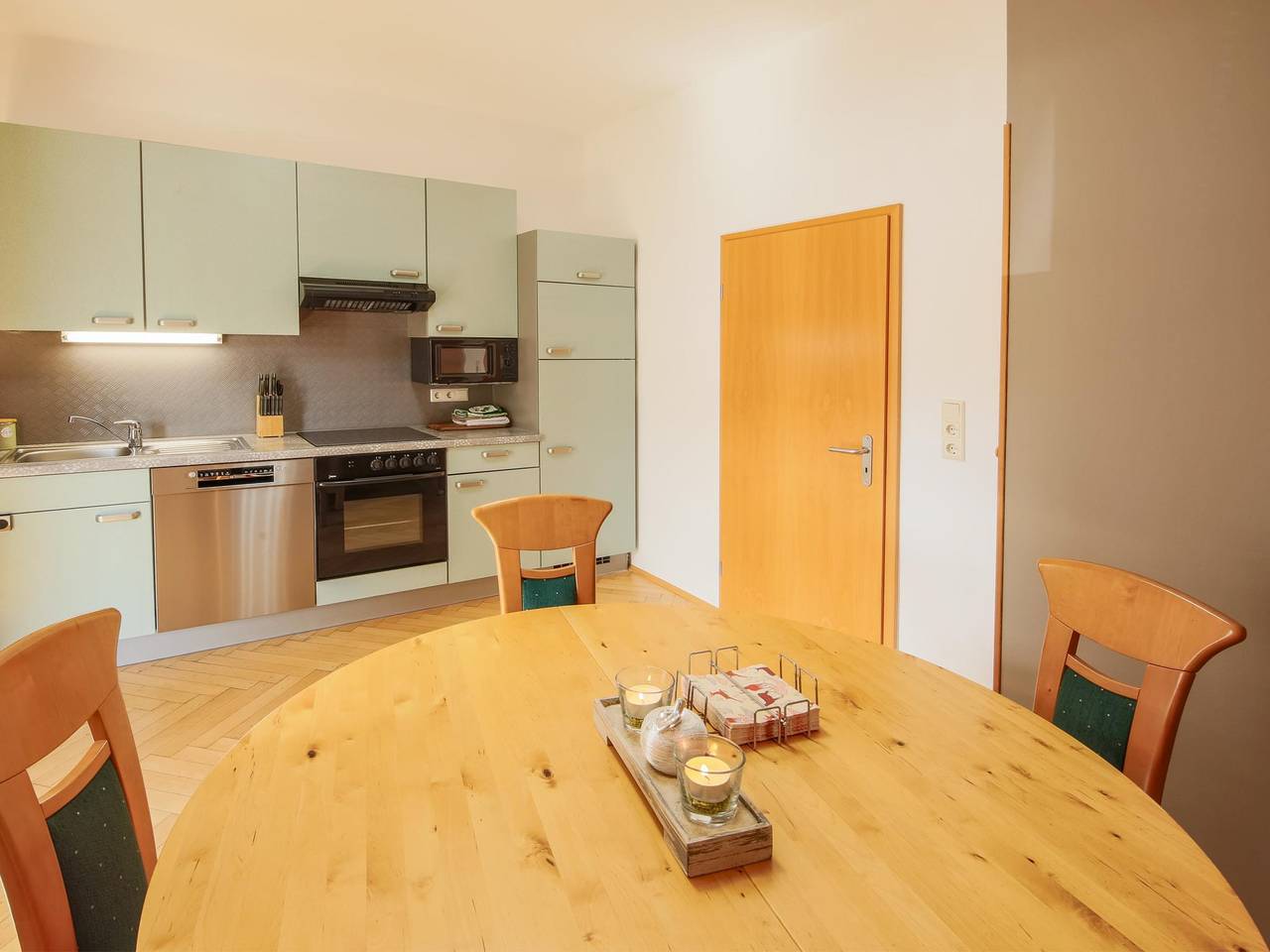 Ganze Wohnung, Moderne Ferienwohnung im Thüringer Wald in Emsetal, Waltershausen