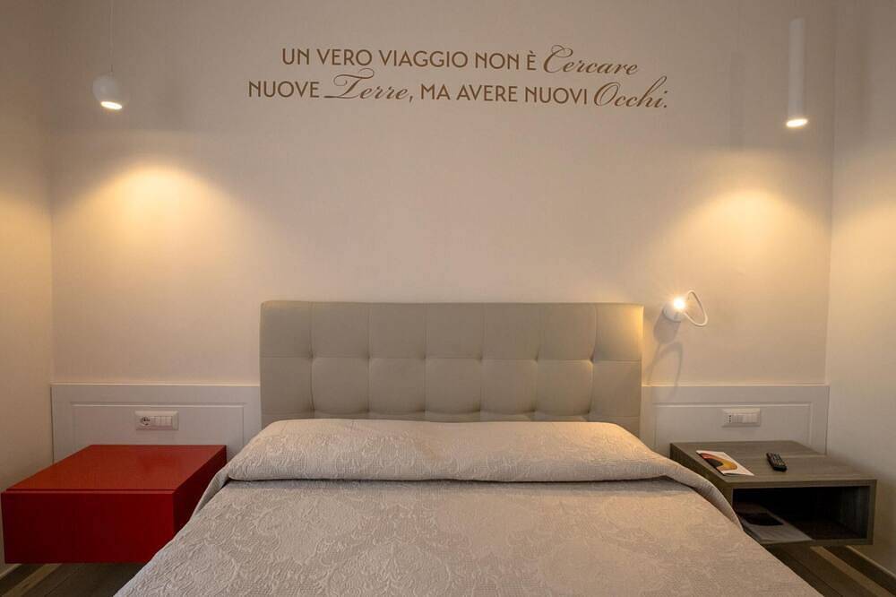 Bed & Breakfast a Salerno Id 551 in Salerno, Tyrrhenian Coast Campania