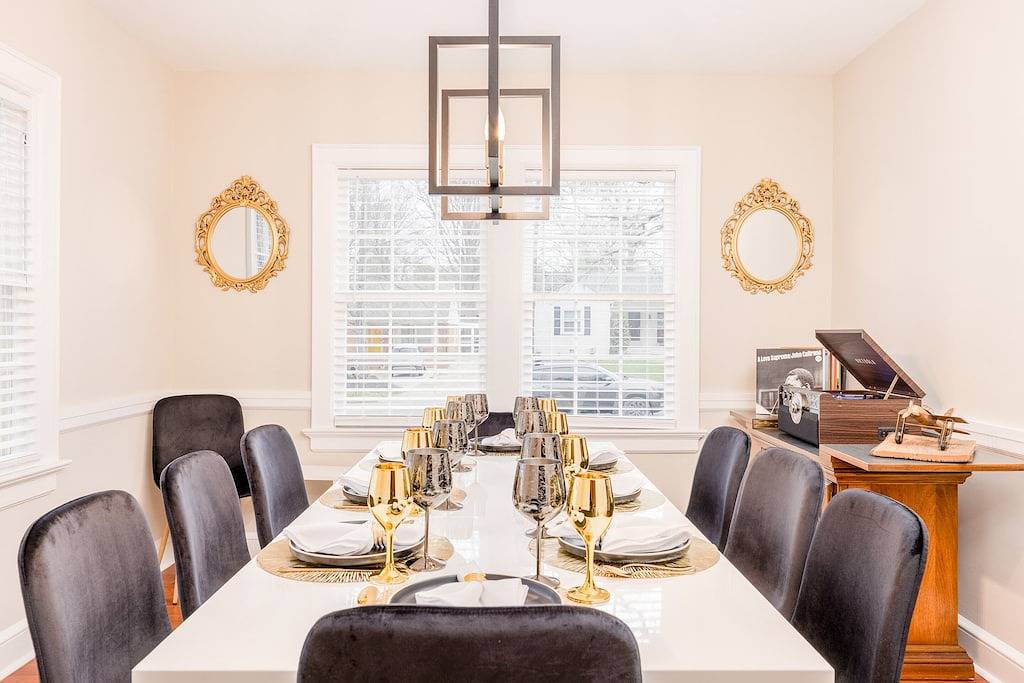 Westwood Retreat: Chic Interiors in a Premier Neighborhood in High Point, Guilford County