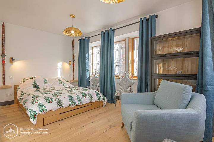 Gîte pour 10 personnes, avec jardin dans Office De Tourisme De Val Cenis Lanslebourg - 3