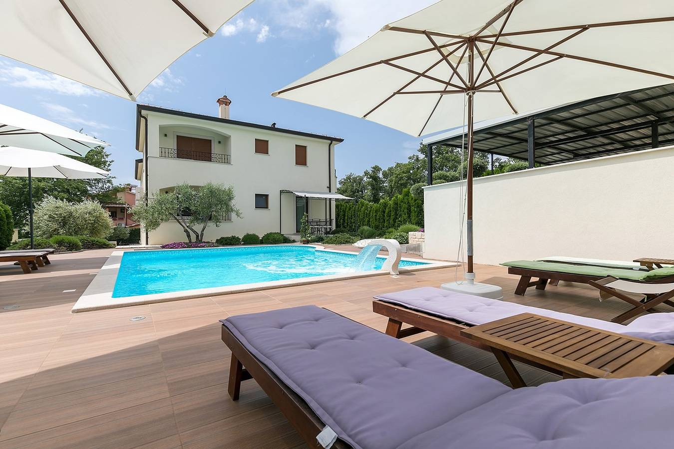 Ganze Wohnung, Moderne Wohnung mit zwei Schlafzimmern in einer neuen Villa mit Pool in der Nähe von Porec in Nova Vas, Porec und Umgebung