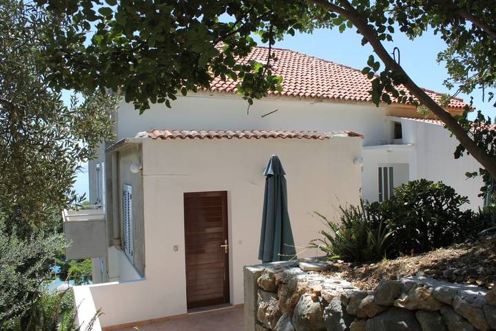 Ganze Wohnung, 1-Zimmer-Ferienwohnung am Strand Podgora, Makarska -b in Podgora, Makarska Riviera