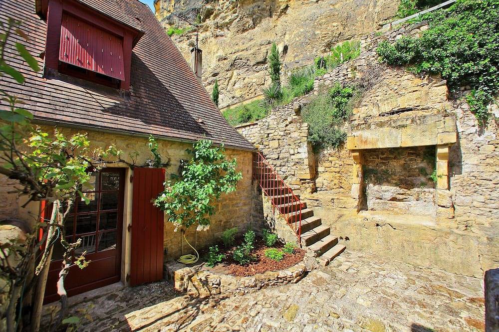 La Maison du Gabarrier avec vue imprenable sur la Dordogne in La Roque-Gageac, Périgord Noir