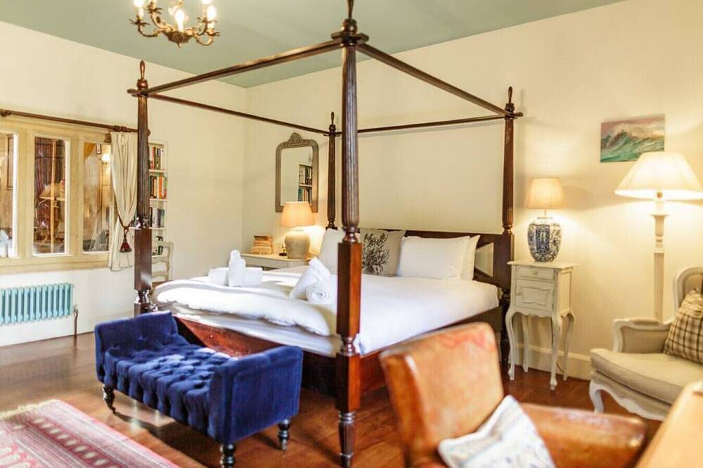 Artisan Hall: 4Bd Stunning Grandeur in Cotswolds in Gloucestershire