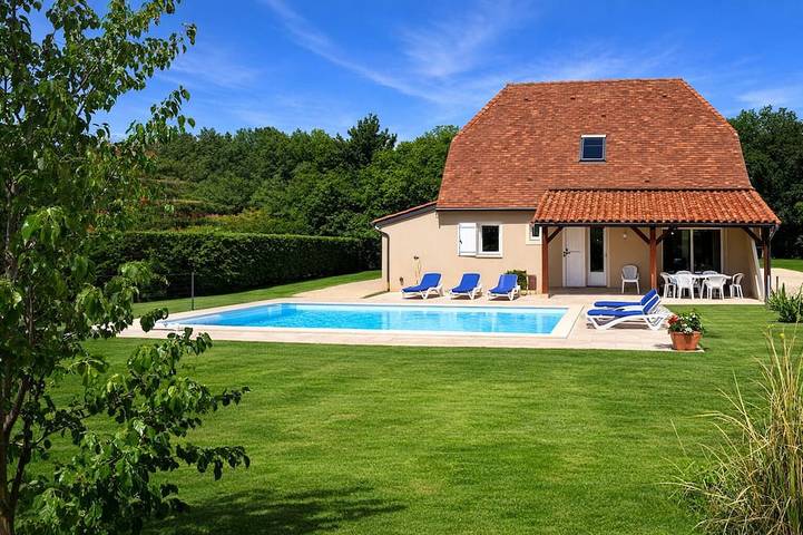 Maison de vacances pour 9 personnes, avec jardin et terrasse à Loubressac