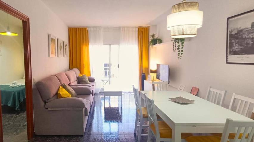 Holiday apartment for 6 people, with balcony - 1