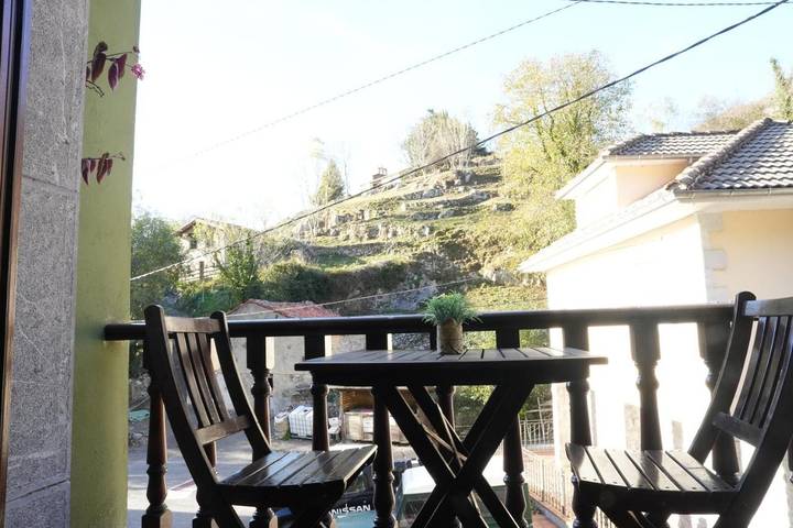 Casa rural para 3 personas, con vistas y jardín en Parque Nacional de Los Picos de Europa - 4
