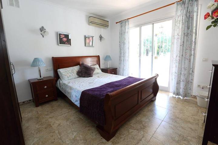 Chalet para 10 personas, con jardín y piscina en Provincia de Málaga - 2