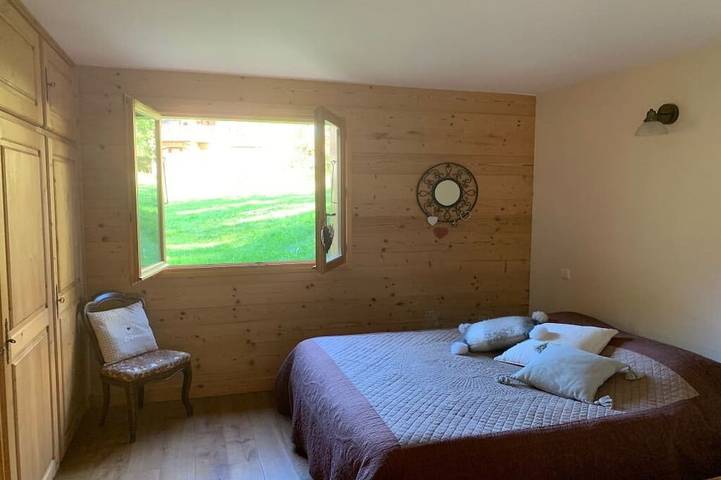 Chalet pour 6 personnes, avec Terrasse et Jardin à Les Contamines-Montjoie - 2
