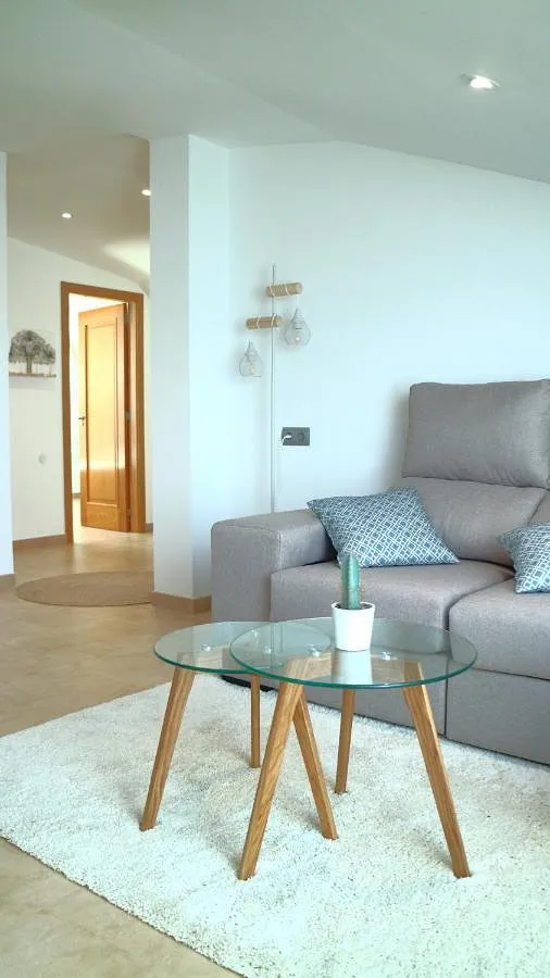 Apartamento de vacaciones para 6 personas, con vistas y jardín - 1