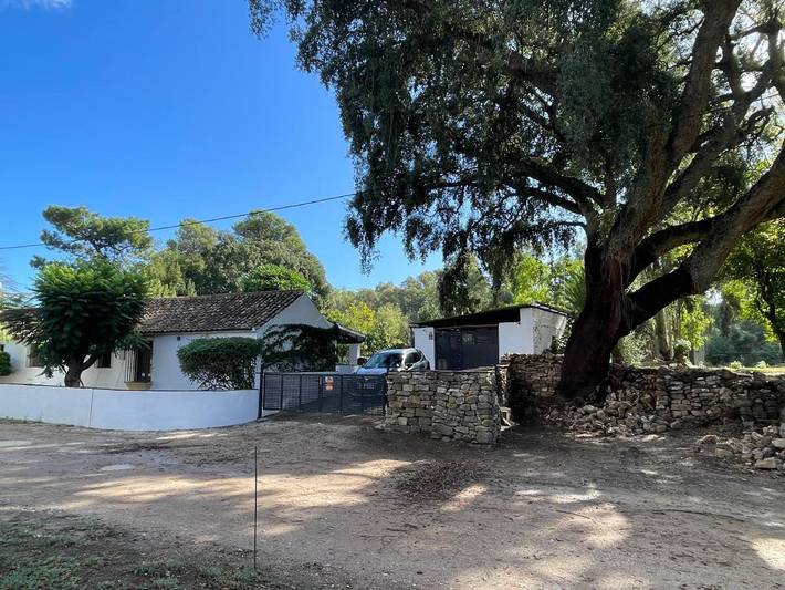 Casa rural para 6 personas, con Terraza además de Jardín y Piscina en Jimena de la Frontera