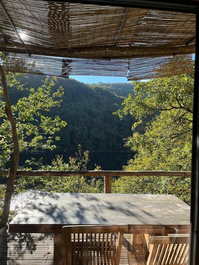 Location de vacances pour 4 personnes, avec jacuzzi et jardin ainsi que sauna et terrasse à Castelnau-de-Mandailles - 3