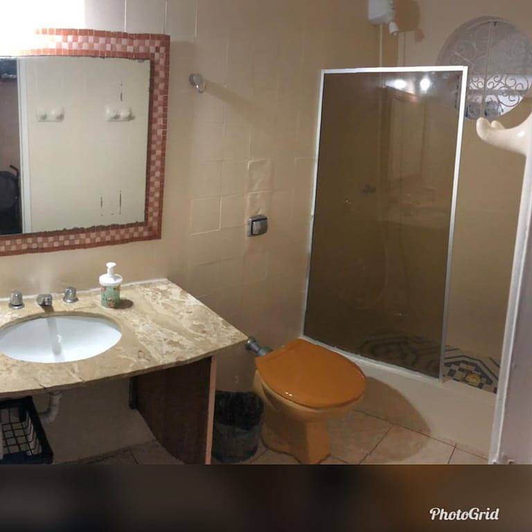 Haus vor dem Strand Sununga, für Familien geeignet. komplette Struktur in Ubatuba, Região Metropolitana do Vale do Paraíba e Litoral Norte