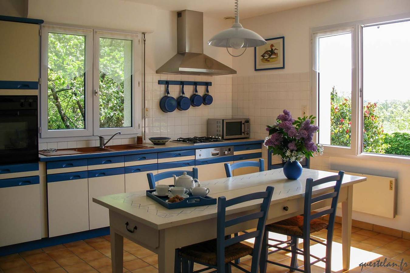 Gîte de Questélan - La Maison Bleue in Riec-sur-Bélon, Région de Quimper