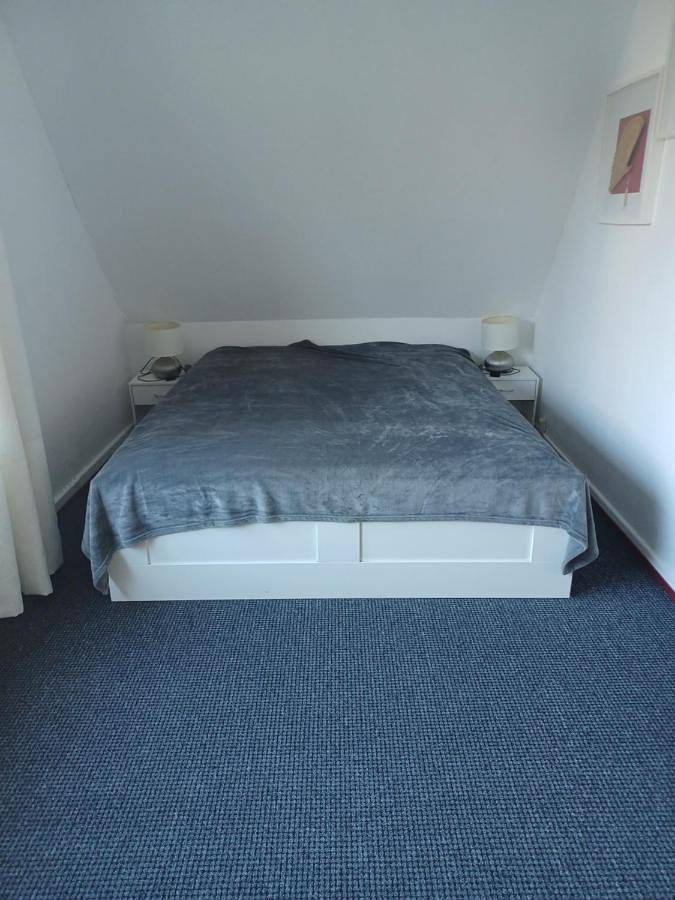Apartament wakacyjny dla 3 osób, z Taras i Ogród oraz Widok w Hamburg Schnelsen