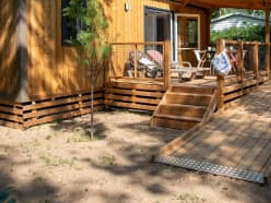 Camping Sandaya - Le Plein Air Des Chênes - Mobilhome 4 personnes - Cottage 4p 2ch clim **** Pmr in Clapiers, Côte d'Améthyste