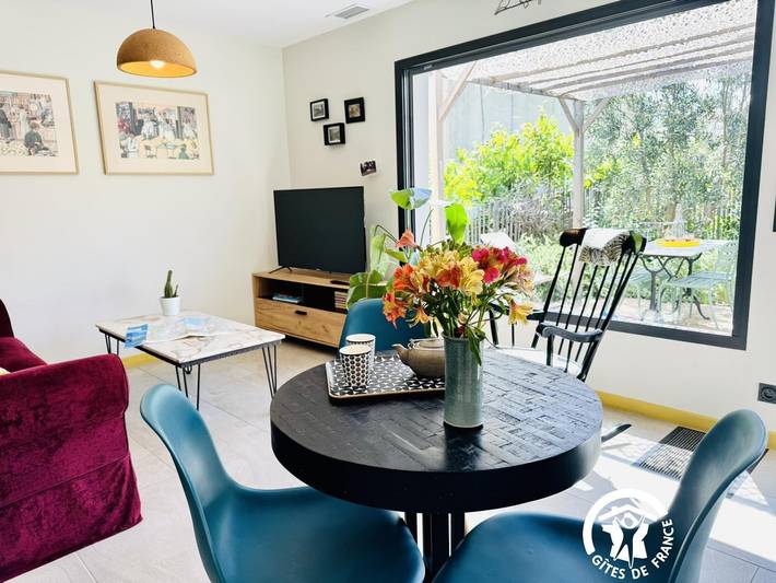 Gîte pour 2 personnes, avec jacuzzi ainsi que jardin et sauna dans Canal De La Robine - 4