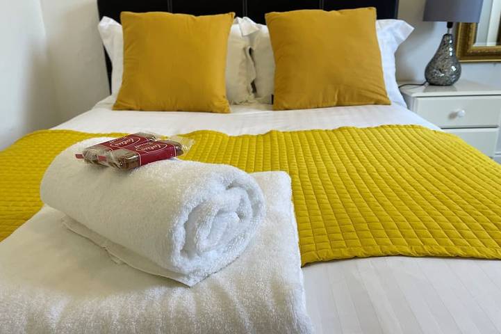 Apartment for 6 people, with garden in Kingston upon Hull