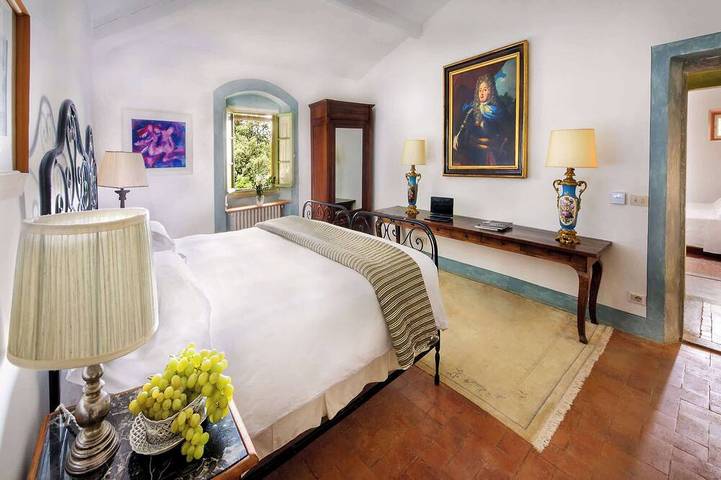 Villa pour 8 personnes, avec balcon ainsi que piscine et jardin, animaux acceptés à Florence - 2