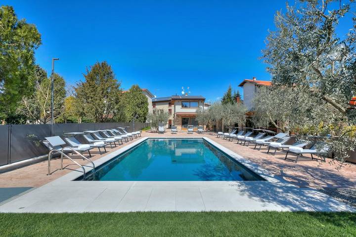 Ferienwohnung für 4 Personen, mit Pool