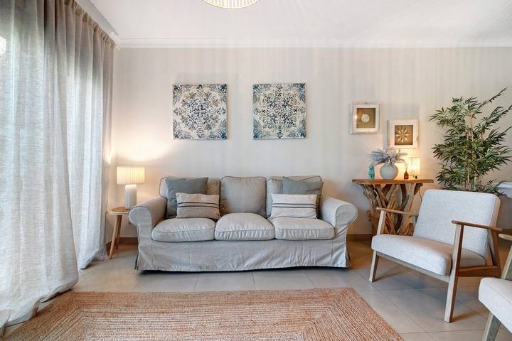 Gîte pour 4 personnes, avec jardin et bassin pour enfant à Guia - 3