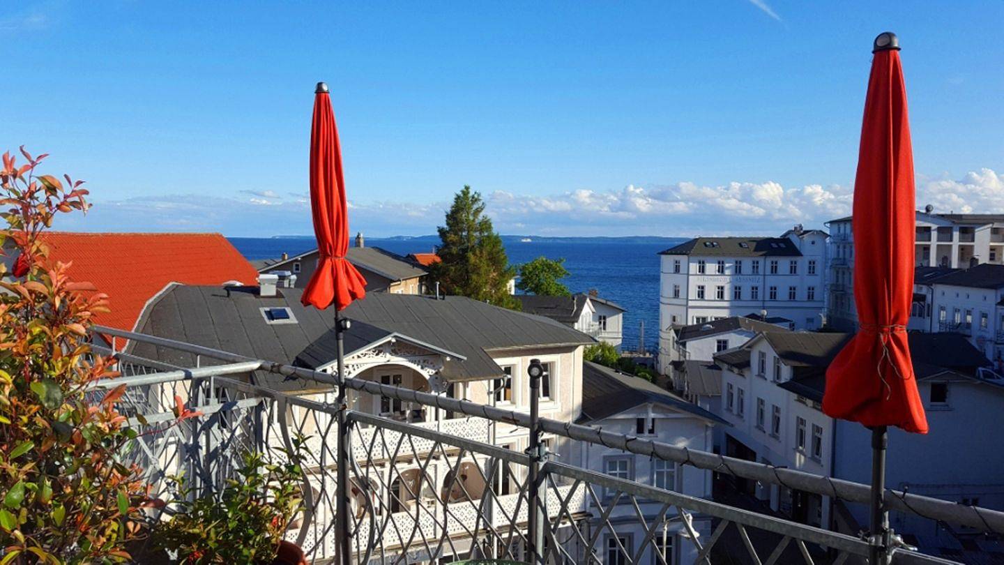 Ganze Wohnung, Alter Reichshof, App. 302 - mit Balkon und Meerblick in Sassnitz, Nationalpark Jasmund