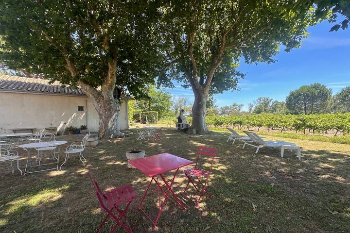 Gîte pour 4 personnes, adapté aux familles à Aigues-Mortes - 2