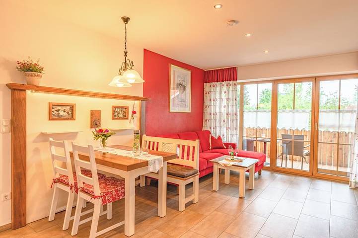 Ferienwohnung für 4 Personen, mit Balkon und Garten sowie Whirlpool und Sauna, mit Haustier - 1