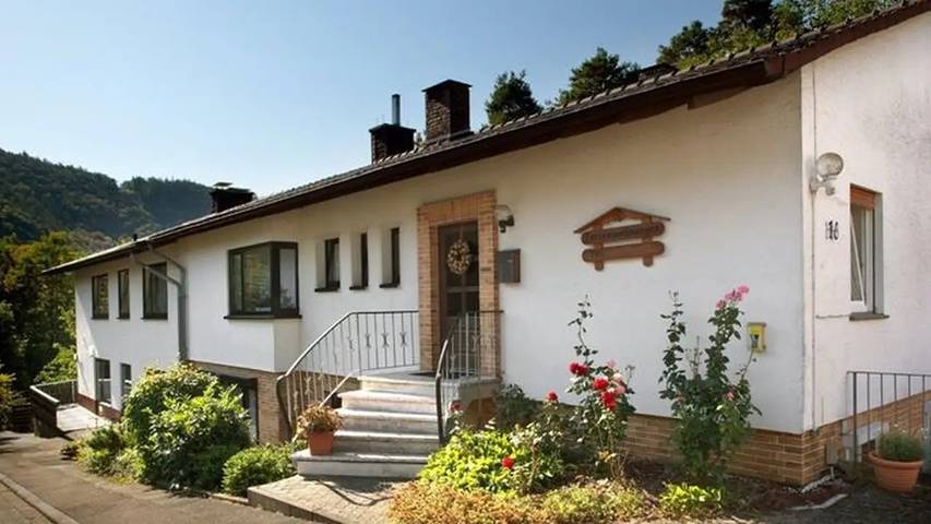 Ferienwohnung für 4 Personen, mit Garten am Edersee