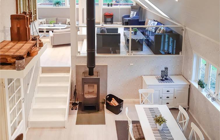Ganze Ferienwohnung, Ferienwohnung für 6 Personen mit Garten in Skomrak, Lyngdal